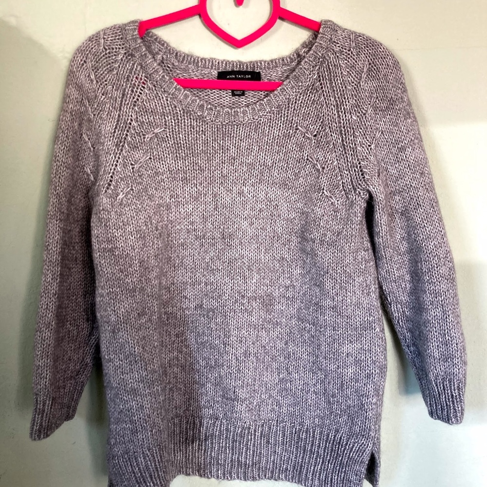 Ann Taylor - grey warm knit sweater Size small